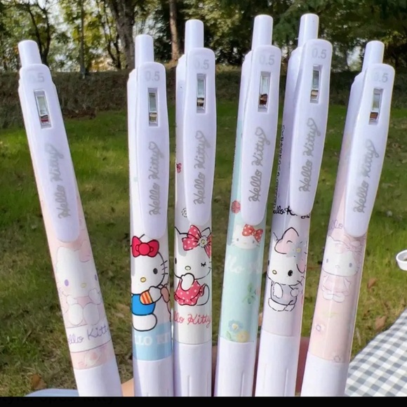 Hello Kitty Pens - Picture 2 of 2
